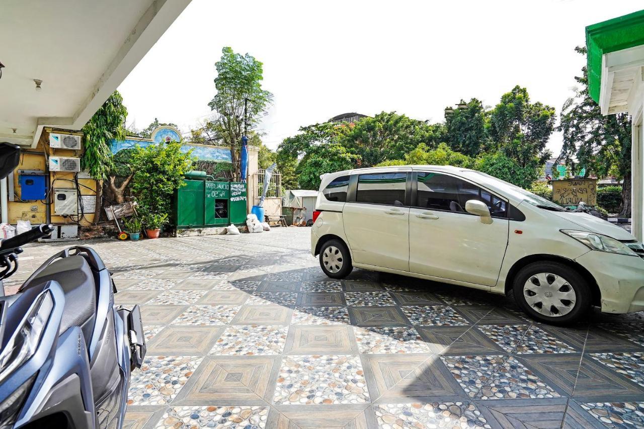 Capital O 91050 Grand Balqis Akasia Syariah Surabaya Exterior photo